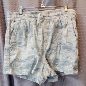 NWOT Athleta Farallon Short Knit SIZE 1x TIE DYE